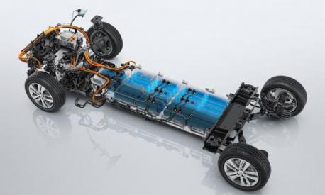 Opel Zafira e-Life sarà disponibile con batteria da 50 o 75 kWh