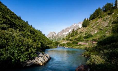 L’incantevole Val Veny con la natura rigogliosa in ambientazione estiva. Courmayeur Mont Blanc/G. Di Mauro
