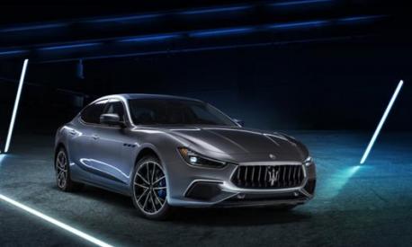 Maserati Ghibli Hybrid: la prima auto ibrida della casa italiana