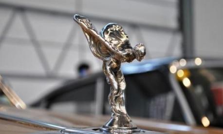 L’immortale statuetta sul radiatore Rolls Royce