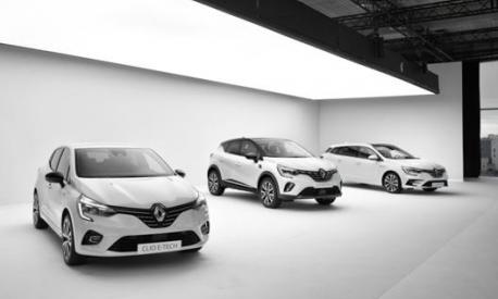 La “famiglia” ibrida di Renault, E-Tech, include Clio, Captur e Mégane