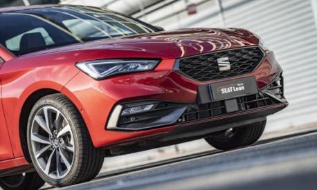 Nuova SEAT Leon: design, tecnologia e aiuti alla guida