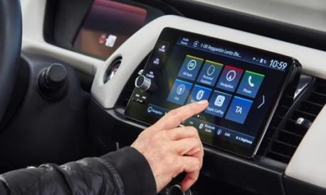 Il sistema d’infotainment di Honda Jazz è compatibile con Apple Car Play ed Android Auto