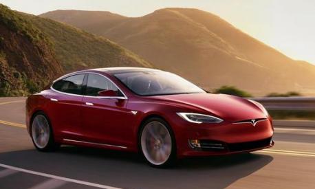Nel quarto trimestre sono state oltre 92.000 le Model S consegnate, rispetto alla 112.095 Tesla totali