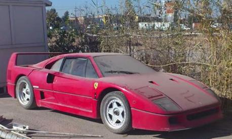 Un’immagine in rete della Ferrari F40 che forse appartenne ad Uday Hussein