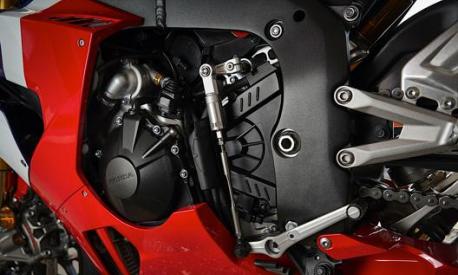 Particolare del motore della nuova Honda CBR1000RR-R