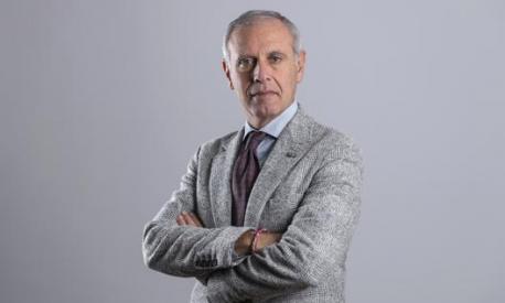 Paolo Scudieri, classe 1960, è presidente dell’Anfia dal 2019 ed è Ceo del gruppo Adler-Hp Pelzer
