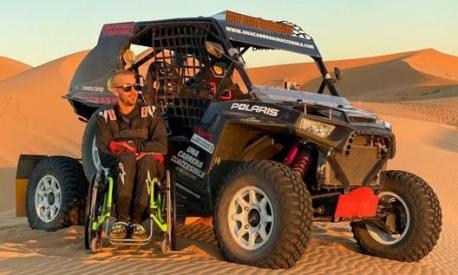 Nove anni dopo l'incidente ch ela costretto sulla sedia a rotelle Joan Lascorz  sta per realizzare il sogno Dakar