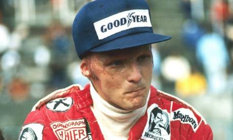 Niki Lauda, scomparso nel 2019, ai tempi da pilota. LaPresse