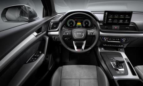 Gli interni di Audi Q5 Tfsi e