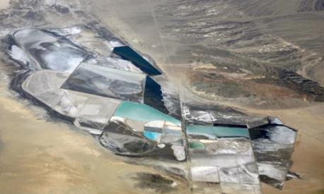 Una Miniera di litio a Clayton Valley (Nevada) | Foto: Doc Searls from Santa Barbara, Wikipedia