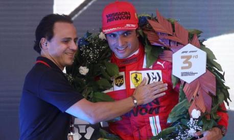 Felipe Massa con Carlos Sainz sul podio del Brasile