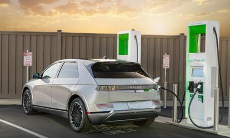 Le batterie delle auto elettriche saranno utilizzate come accumulatori di energia