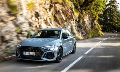 Audi RS3 accelera da 0 a 100 km/h in 3,8 secondi