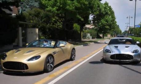 La gemelle Aston Martin Vantage V12 Zagato Heritage, coupé e speedster