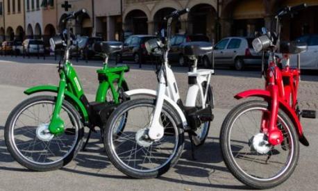 Il kit di conversione proposto da Ambra Italia trasforma il Ciao in una sfiziosa E-Bike