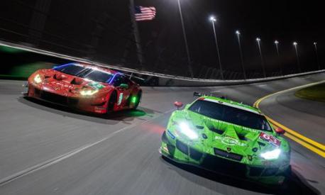 Lamborghini partecipa alla 24 Ore di Daytona 2022 con quattro equipaggi. J. Price