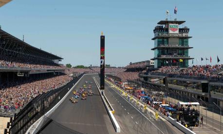 La 500 Miglia di Indianapolis si corre il 29 maggio. Fb Indianapolis Motor Speedway