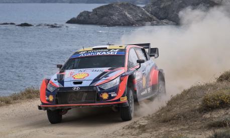 La Hyundai i20 N Rally1 di Ott Tanak e Martin Jarveoja in Sardegna