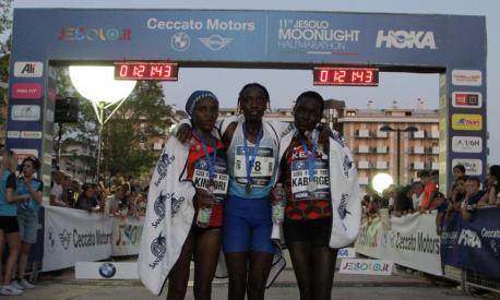 Jesolo Moonlight Half Marathon vincitrici podio femminile