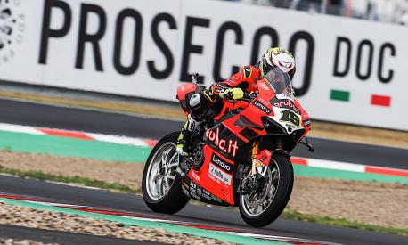Alvaro Bautista, podio numero 1.000 per Ducati