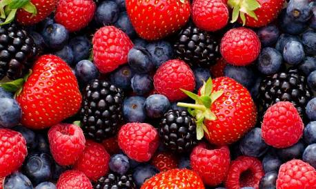 Frutti rossi che fanno bene alle difese immunitarie