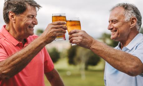 Alzheimer: nella birra il segreto per prevenirlo, secondo la scienza