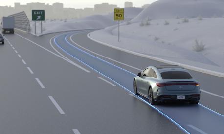 Mercedes guida semi autonoma
