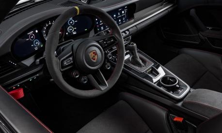 Gli interni della Porsche 911 GT3 RS