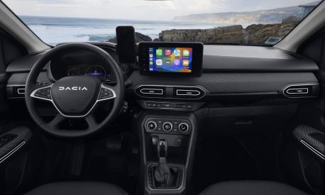L'interno della Dacia Jogger Hybrid