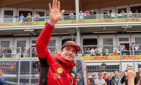 Leclerc: Abbiamo trovato qualcosa, la miglior Ferrari dell'anno. Vasseur:  Ottimisti