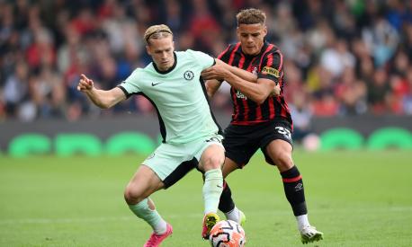 BOURNEMOUTH, ENGLAND - SEPTEMBER 17: Mykhaylo Mudryk of Chelsea is challenged by Max Aarons of AFC Bournemouth during the Premier League match between AFC Bournemouth and Chelsea FC at Vitality Stadium on September 17, 2023 in Bournemouth, England. (Photo by Justin Setterfield/Getty Images)