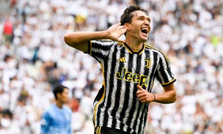 TURIN, ITALY - SEPTEMBER 16: Federico Chiesa of Juventus celebrates after scoring his team's second goal during the Serie A TIM match between Juventus and SS Lazio at Allianz Stadium on September 16, 2023 in Turin, Italy. (Photo by Daniele Badolato - Juventus FC/Juventus FC via Getty Images)