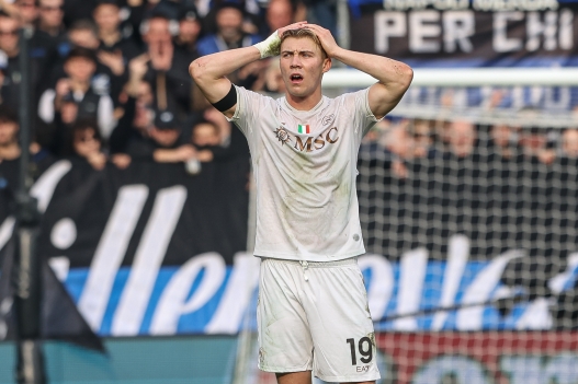 Napoliâs Rasmus Hojlund disappointed during the Serie A soccer match between A.C Atalanta B.C. and Napoli at the New Balance Arena in Bergamo, Italy - Sunday, February 22, 2026. Sport - Soccer . (Photo by Stefano Nicoli/Lapresse)