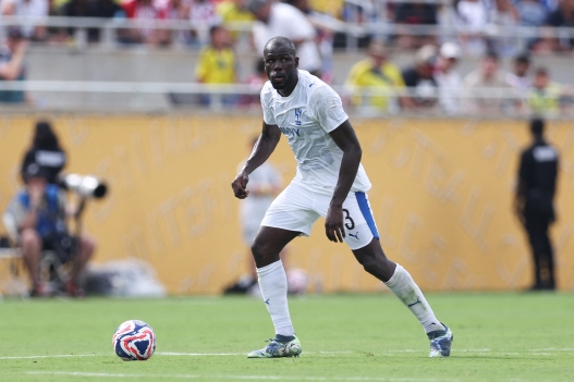 ORLANDO, FLORIDA - JULY 04: Kalidou Koulibaly #3 of Al Hilal controls the ball during the FIFA Club World Cup 2025 quarter final match between Fluminense FC and Al Hilal at Camping World Stadium on July 04, 2025 in Orlando, Florida.   Megan Briggs/Getty Images/AFP (Photo by Megan Briggs / GETTY IMAGES NORTH AMERICA / Getty Images via AFP)