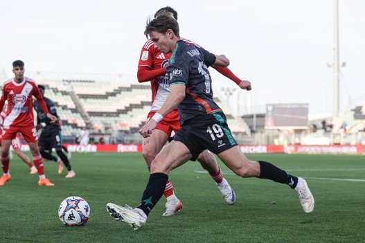 Bjarki Steinn Bjarkason (Venezia FC) participates in the Serie BKT match between Venezia and Mantova in Venezia, Italy, on November 29, 2025. (Photo by Stefano Nicoli/NurPhoto) (Photo by Stefano Nicoli / NurPhoto via AFP)