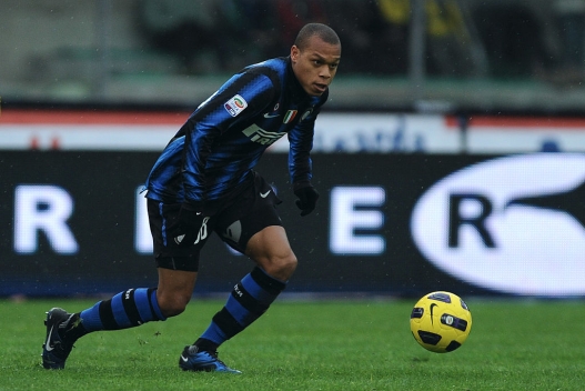   Jonathan Biabiany  of FC Internazionale Milano in action during the Serie A match between AC Chievo Verona and FC Internazionale Milano at Stadio Marc' Antonio Bentegodi on November 21, 2010 in Verona, Italy.  (Photo by Valerio Pennicino/Getty Images)