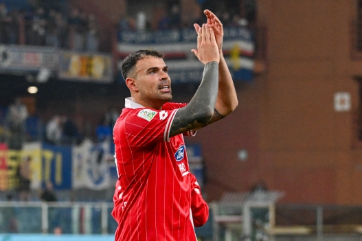 MonzaÕs Andrea Petagna during the Serie B soccer match between Sampdoria and Monza at the Luigi Ferraris Stadium in Genova, Italy - Friday, April 17, 2026. Sport - Soccer . (Photo by Tano Pecoraro/Lapresse)