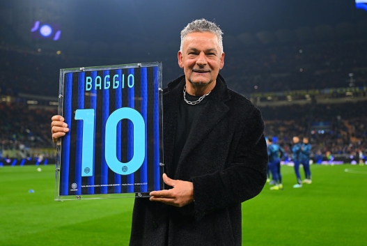 MILAN, ITALY - FEBRUARY 14: Roberto Baggio before the Serie A match between FC Internazionale and Juventus FC at Giuseppe Meazza Stadium on February 14, 2026 in Milan, Italy. (Photo by Mattia Pistoia - Inter/Inter via Getty Images)