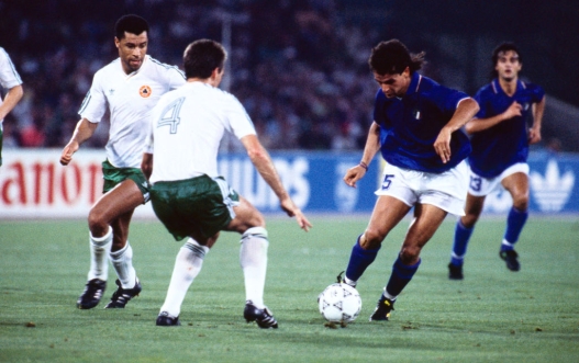ROME, ITALY - JUNE 30: Roberto Baggio during Italia - Eire, on Italia world cup on June 30, 1990 in Rome, Italy. (Photo by Juventus FC - Archive/Juventus FC via Getty Images)