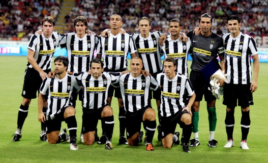 <<enter caption here>> at Giuseppe Meazza Stadium on August 17, 2009 in Milan, Italy.