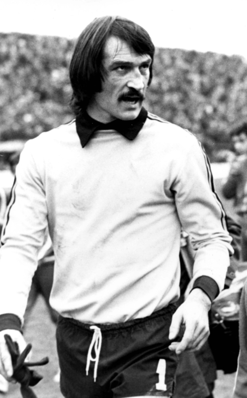 Il portiere del Milan Enrico Albertosi - ©Publifoto/Lapresse1978/79 Firenze ItaliaSport calcioFiorentina-MilanIl portiere del Milan Enrico Albertosi - Fotografo: ©Publifoto/Lapresse