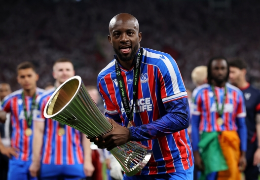  Jean-Philippe Mateta of Crystal Palace celebrates with the UEFA Conference League trophy after his team's victory in the UEFA Conference League Final 2026 match between Crystal Palace FC and Rayo Vallecano de Madrid at Football Arena Leipzig on May 27, 2026 in Leipzig, Germany. (Photo by Alex Grimm/Getty Images)