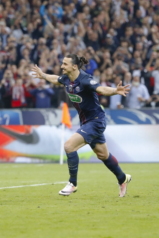 Zlatan Ibrahimovic (psg) scored a new goal by penalty during the French Cup Final football match between Olympique de Marseille and Paris Saint Germain on May 21, 2016 at Stade de France in Saint Denis, France - Photo Stephane Allaman / DPPI (Photo by Stephane ALLAMAN / DPPI via AFP)