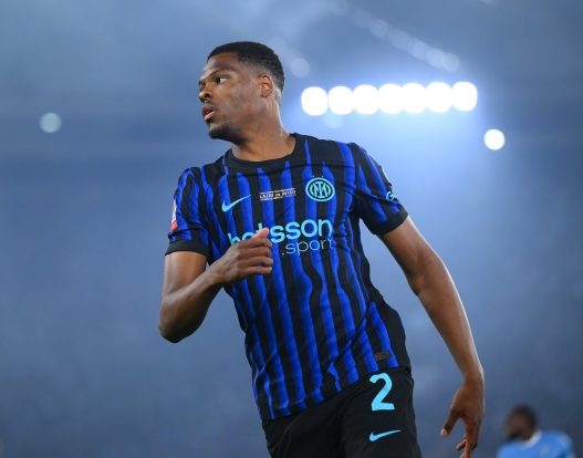   Denzel Dumfries of FC Internazionale in action during the Coppa Italia Final match between SS Lazio and FC Internazionale at Stadio Olimpico on May 13, 2026 in Rome, Italy. (Photo by Mattia Pistoia - Inter/Inter via Getty Images)