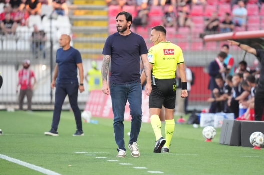 Alberto Aquilani, allenatore del Catanzaro durante la partita tra Monza e Catanzaro, del Campionato italiano di calcio Serie BKT 2025/2026, Venerdi 29 Maggio 2026,  Sport - calcio ( Photo by Alessio Morgese / LaPresse )