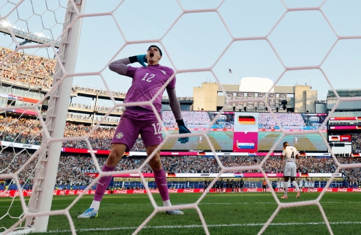  Image was captured using a remote camera from behind the goal.) Orlando Gill #12 of Paraguay celebrates as Jonathan Tah #4 of Germany misses the team's sixth penalty during the penalty shootout during the FIFA World Cup 2026 Round Of 32 match between Germany and Paraguay at Boston Stadium on June 29, 2026 in Foxborough, Massachusetts.   Michael Reaves/Getty Images/AFP (Photo by Michael Reaves / GETTY IMAGES NORTH AMERICA / Getty Images via AFP)