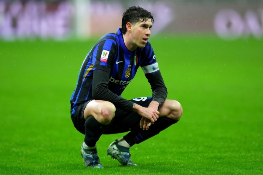 Match suspended for a few minutes due to a heart attack among the audience (Inter Milan’s Alessandro Bastoni )  during  the Coppa Italia round of 16  soccer match between Inter and Udinese at SanSiro  Stadium in Milan  , North Italy - Wednesday  , December  19  , 2024. Sport - Soccer . (Photo by Spada/Lapresse)