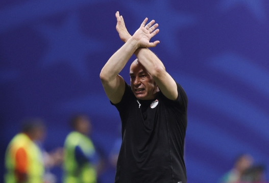  Hossam Hassan, Head Coach of Egypt, reacts during the FIFA World Cup 2026 Round of 16 match between Argentina and Egypt at Atlanta Stadium on July 07, 2026 in Atlanta, Georgia.   Buda Mendes/Getty Images/AFP (Photo by Buda Mendes / GETTY IMAGES NORTH AMERICA / Getty Images via AFP)