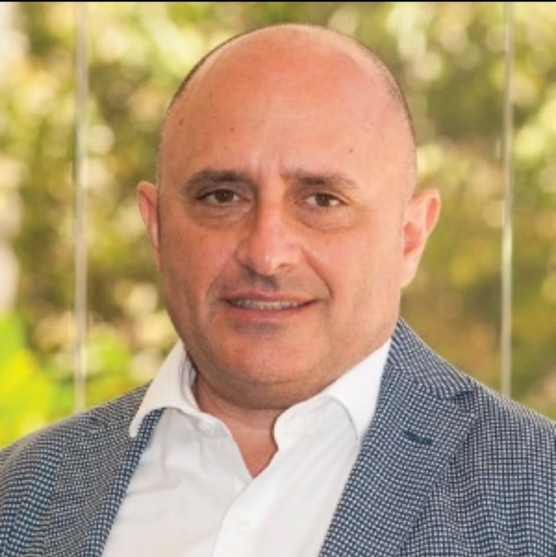 Lucio Sticca, agente Fifa australiano